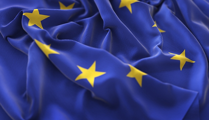 L'Union européenne adopte deux directives en matière de contrats de vente de biens et de contrats de fourniture de contenus et services numériques
